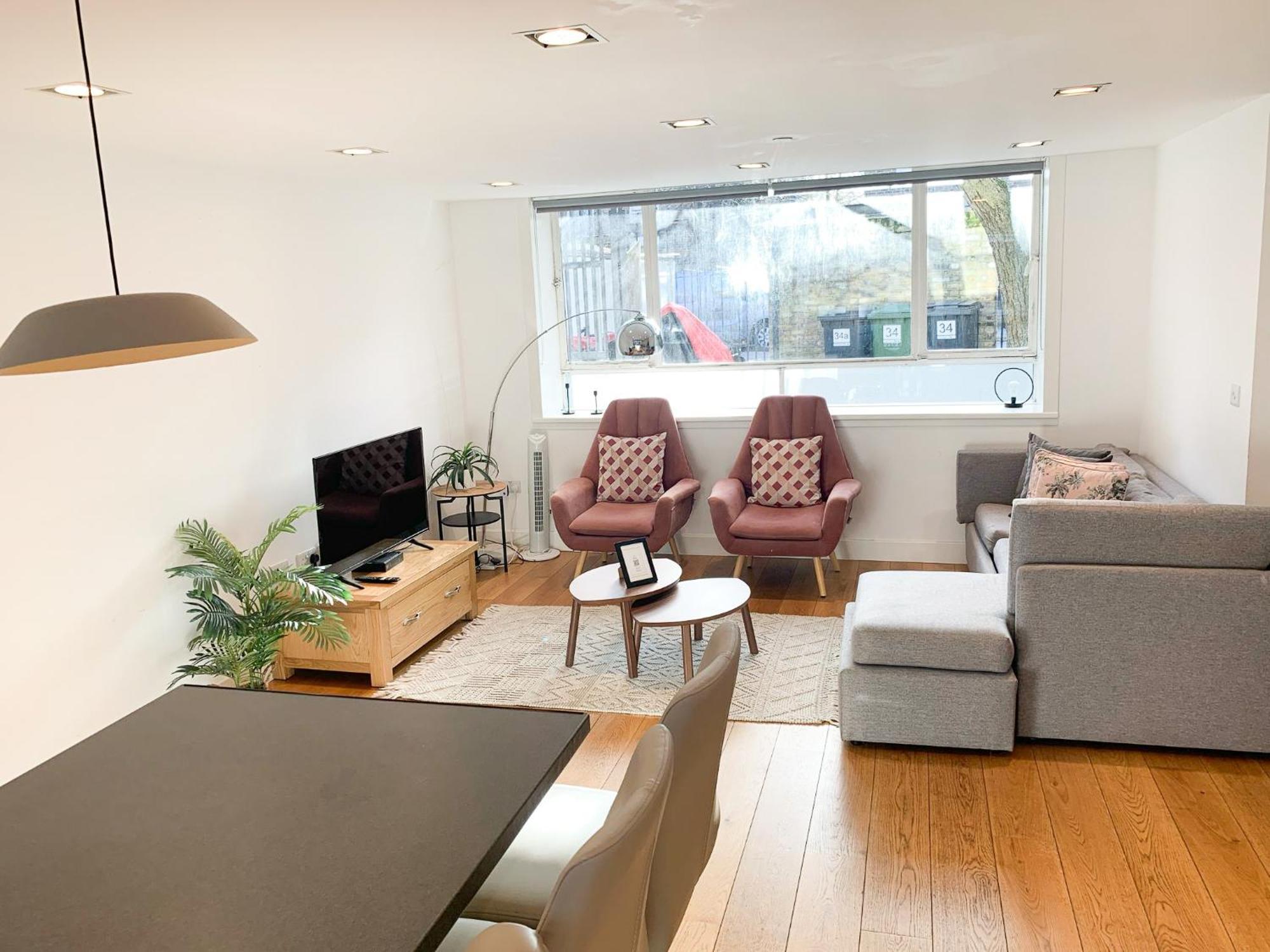 Chic 3 Bedroom Flat With Private Terrace In Holloway Near Finsbury Park Londres Exterior foto