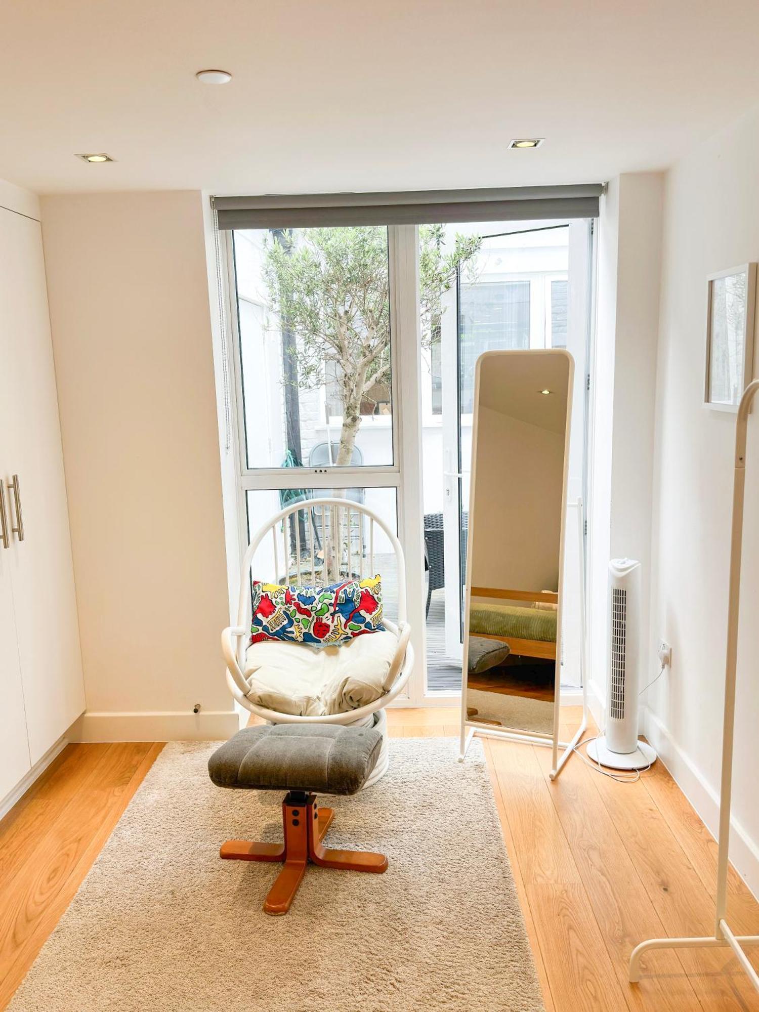 Chic 3 Bedroom Flat With Private Terrace In Holloway Near Finsbury Park Londres Exterior foto